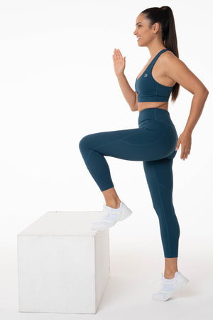 Accelerate Ocean Teal Pocket 7/8 Leggings